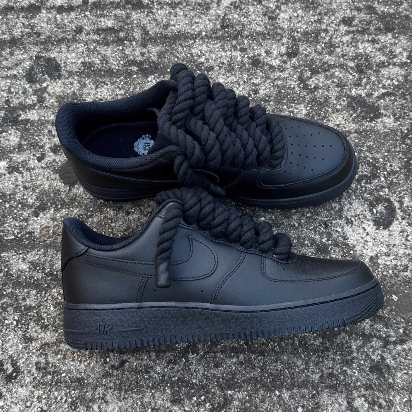 AF1 BLACK